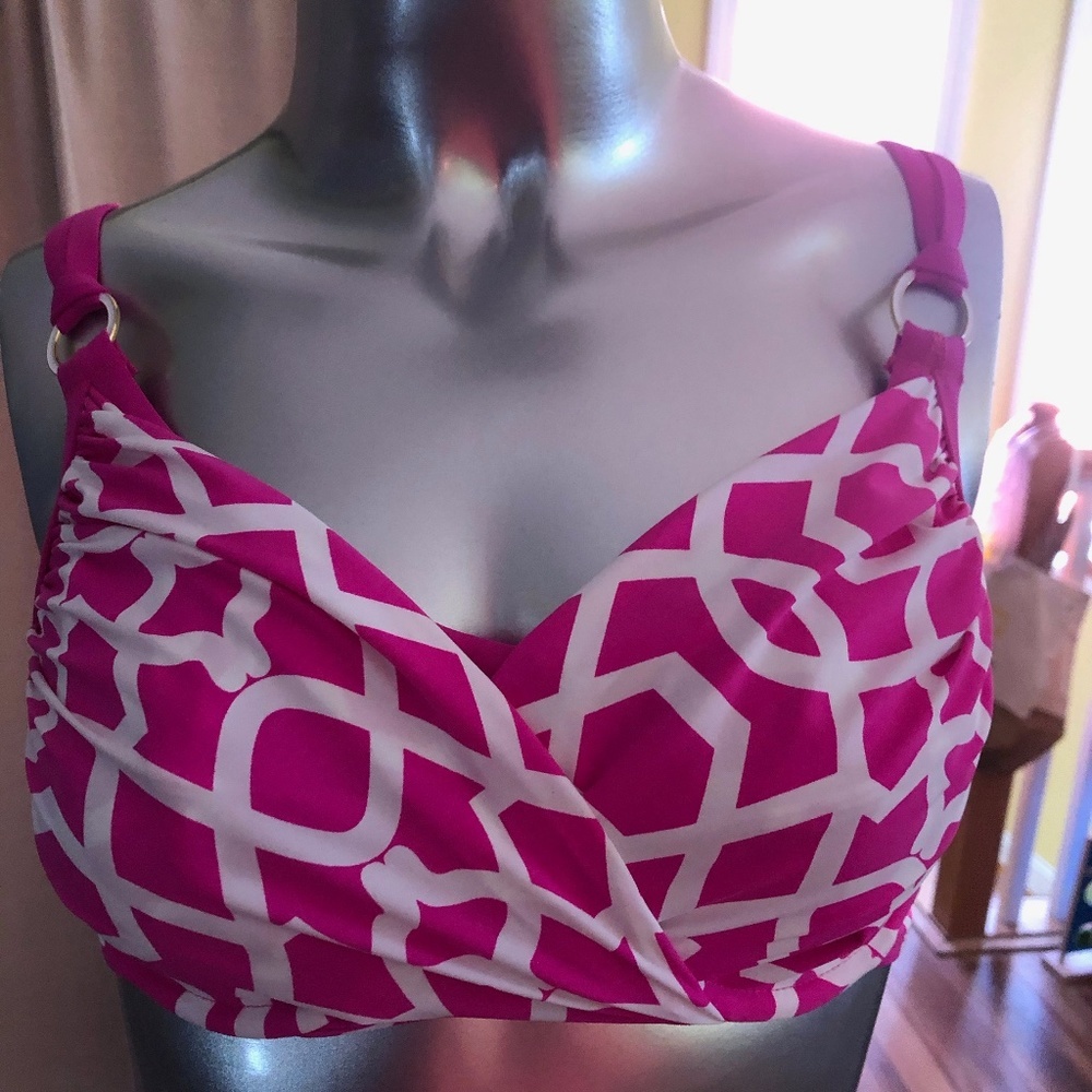 NWT Tara Grinna